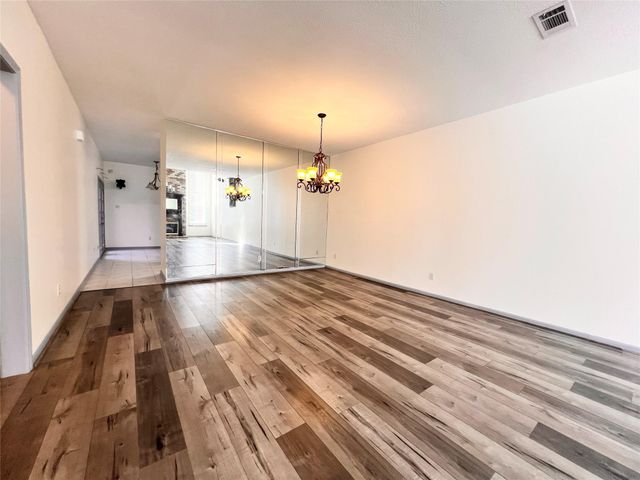 727 Bunker Hill Road 92, Houston, TX 77024