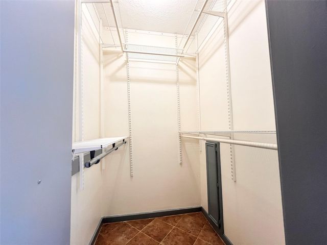 727 Bunker Hill Road 92, Houston, TX 77024