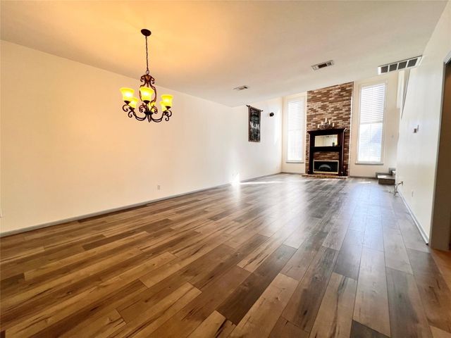 727 Bunker Hill Road 92, Houston, TX 77024