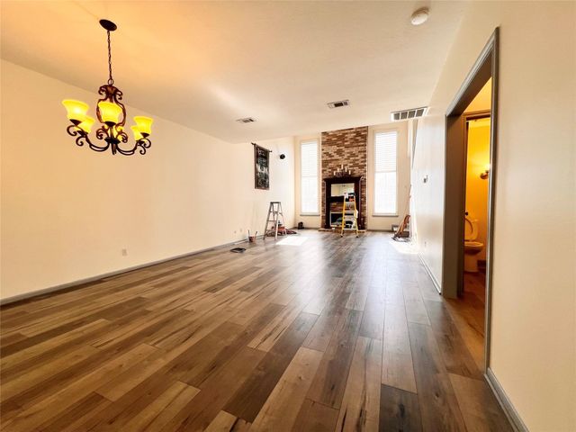 727 Bunker Hill Road 92, Houston, TX 77024