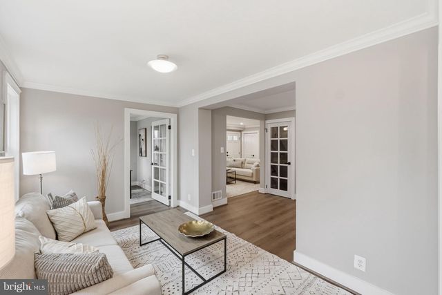 4218 BROOKFIELD DR, Kensington, MD 20895