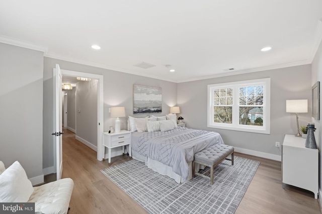 4218 BROOKFIELD DR, Kensington, MD 20895