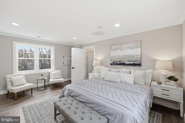 4218 BROOKFIELD DR, Kensington, MD 20895