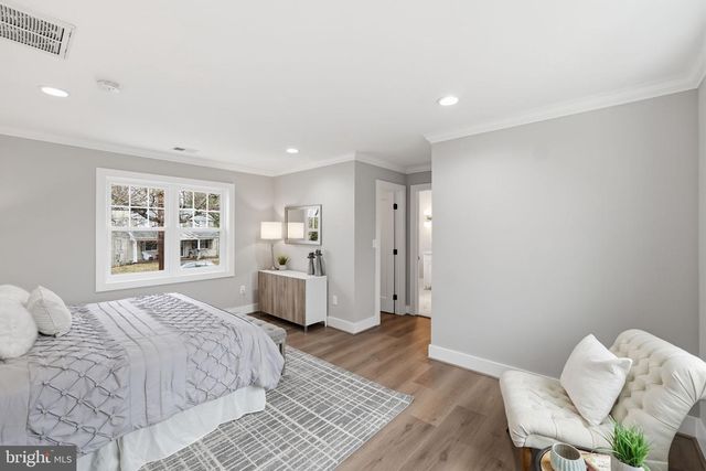 4218 BROOKFIELD DR, Kensington, MD 20895