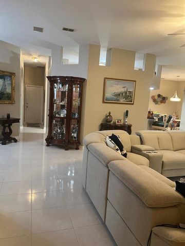 981 TUSKAWILLA TRAIL, Winter Springs, FL 32708