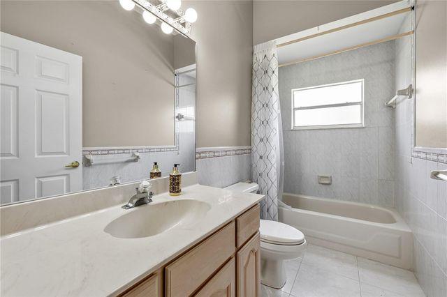 981 TUSKAWILLA TRAIL, Winter Springs, FL 32708