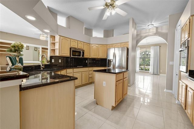 981 TUSKAWILLA TRAIL, Winter Springs, FL 32708