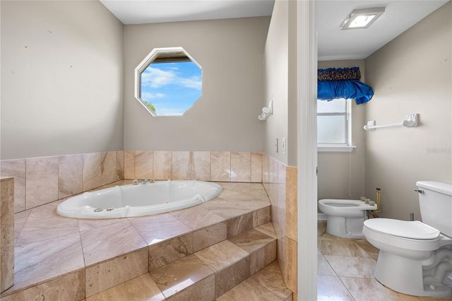 981 TUSKAWILLA TRAIL, Winter Springs, FL 32708