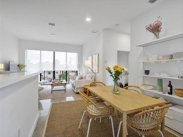 1053 NW 29th Street Casa Flambo, Miami, FL 33127