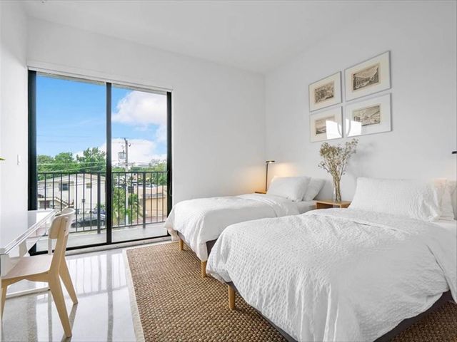 1053 NW 29th Street Casa Flambo, Miami, FL 33127