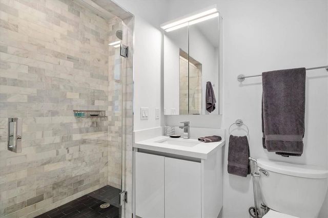 1053 NW 29th Street Casa Flambo, Miami, FL 33127