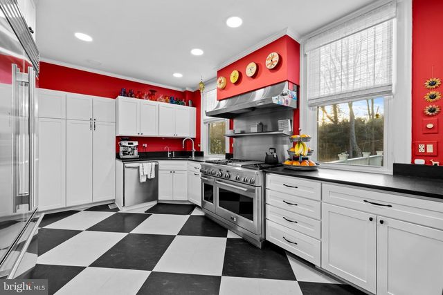 8412 STEVENSON RD, Baltimore, MD 21208