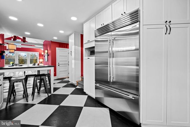 8412 STEVENSON RD, Baltimore, MD 21208