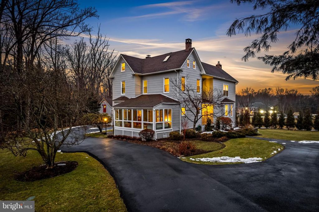 Image 1 of property listing at 8412 STEVENSON RD, Baltimore, MD 21208