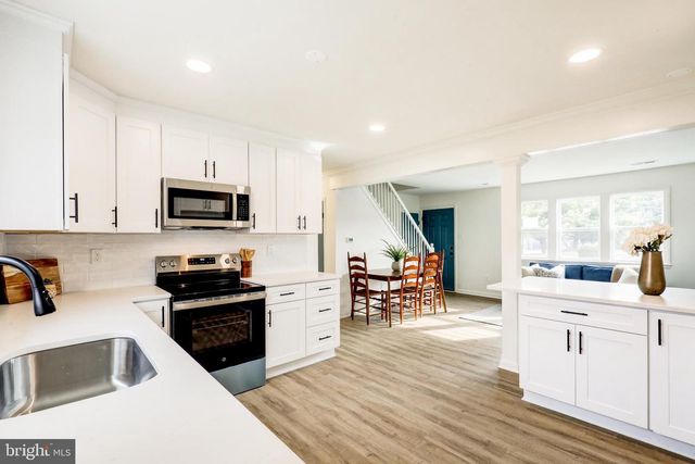 225 POTTS DR, Pottstown, PA 19464