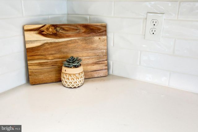 225 POTTS DR, Pottstown, PA 19464