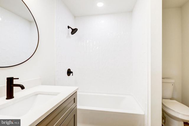 225 POTTS DR, Pottstown, PA 19464