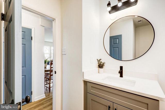 225 POTTS DR, Pottstown, PA 19464