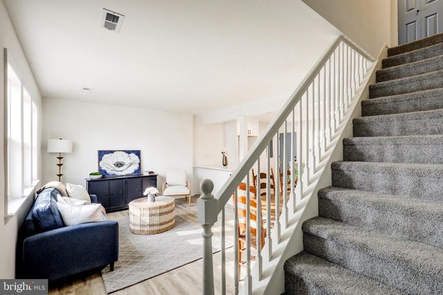 225 POTTS DR, Pottstown, PA 19464