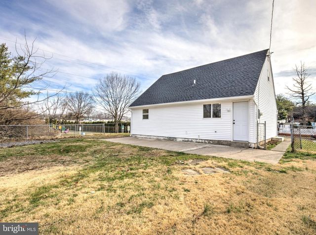 225 POTTS DR, Pottstown, PA 19464