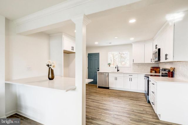 225 POTTS DR, Pottstown, PA 19464