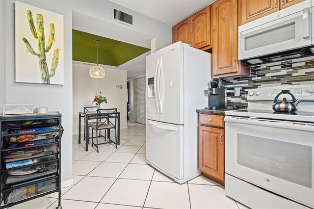 7442 Ashmont Circle 203, Tamarac, FL 33321