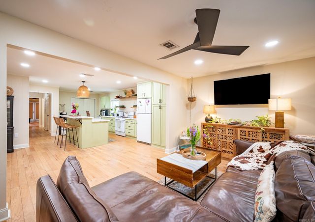 1704 Magnolia Avenue, Little Rock, AR 72202