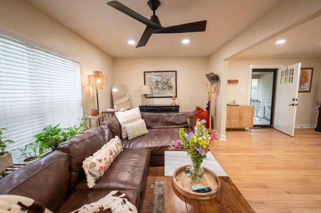 1704 Magnolia Avenue, Little Rock, AR 72202