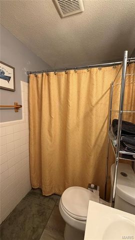 415 N Dade Avenue, Ferguson, MO 63135