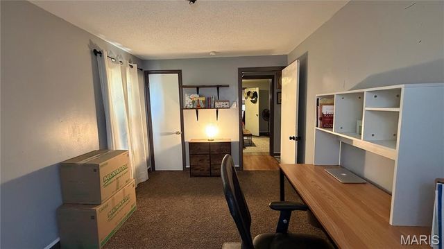 415 N Dade Avenue, Ferguson, MO 63135