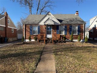 415 N Dade Avenue, Ferguson, MO 63135