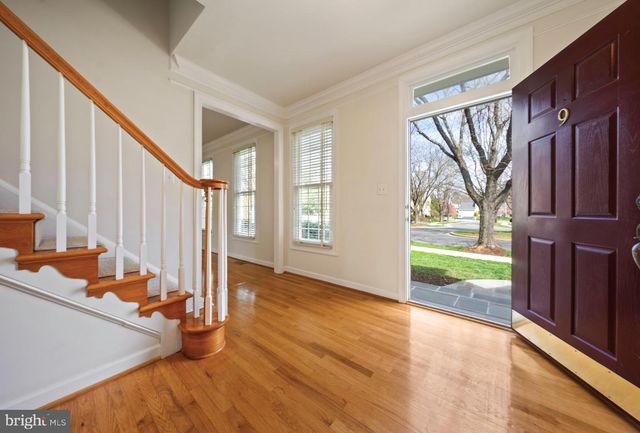 9 STAGE COACH CT, Germantown, MD 20876