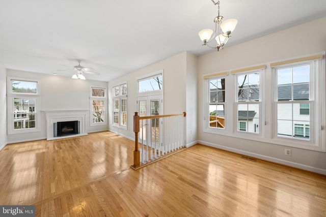 9 STAGE COACH CT, Germantown, MD 20876