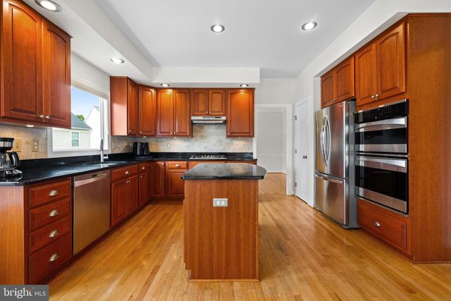 9 STAGE COACH CT, Germantown, MD 20876