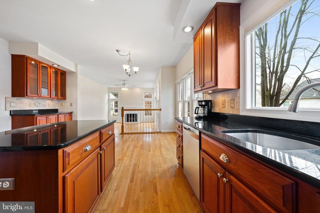 9 STAGE COACH CT, Germantown, MD 20876