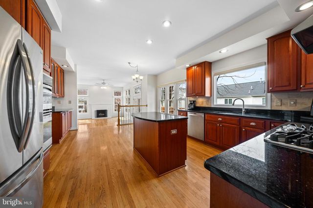 9 STAGE COACH CT, Germantown, MD 20876