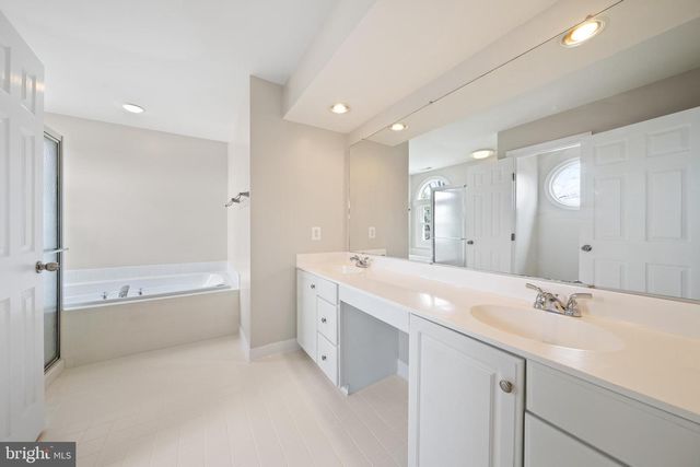 9 STAGE COACH CT, Germantown, MD 20876