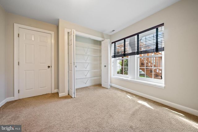 9 STAGE COACH CT, Germantown, MD 20876