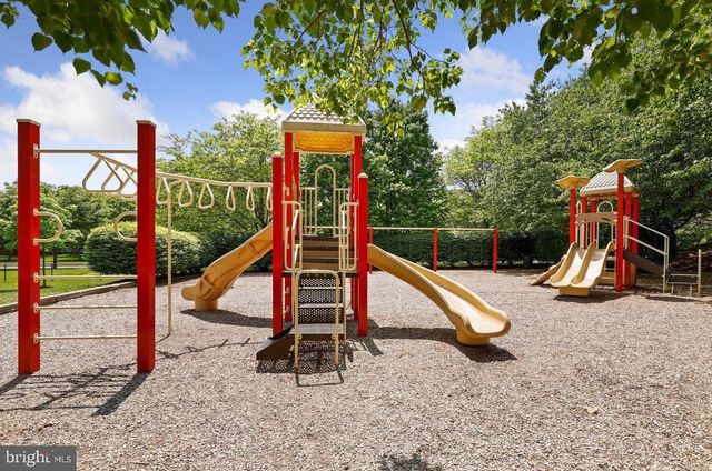 9 STAGE COACH CT, Germantown, MD 20876