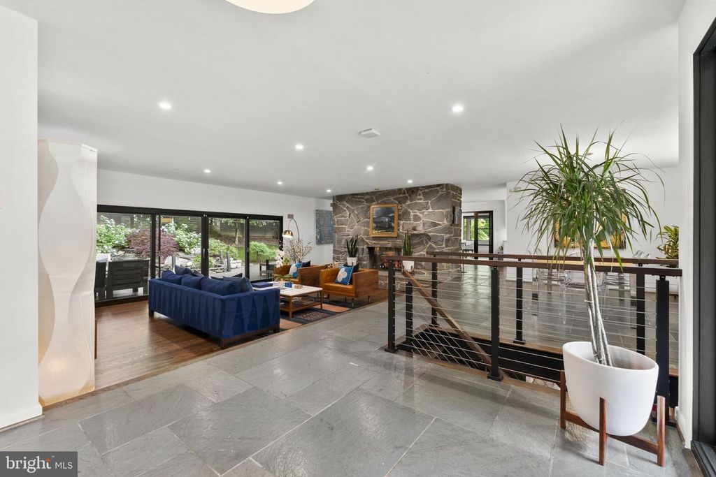 Image 12 of property listing at 6513 BRADLEY BLVD, Bethesda, MD 20817