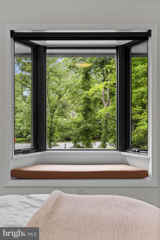 Image 34 of property listing at 6513 BRADLEY BLVD, Bethesda, MD 20817
