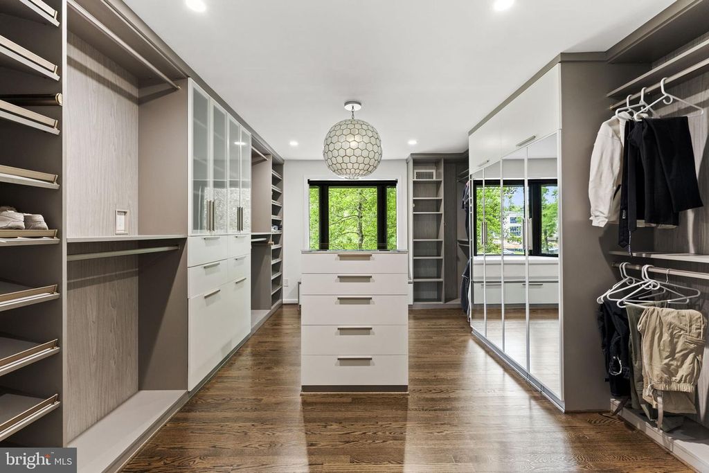 Image 46 of property listing at 6513 BRADLEY BLVD, Bethesda, MD 20817
