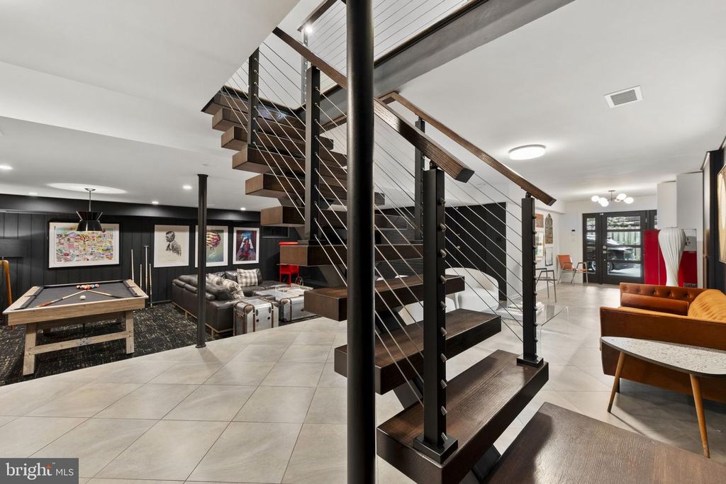 Image 59 of property listing at 6513 BRADLEY BLVD, Bethesda, MD 20817
