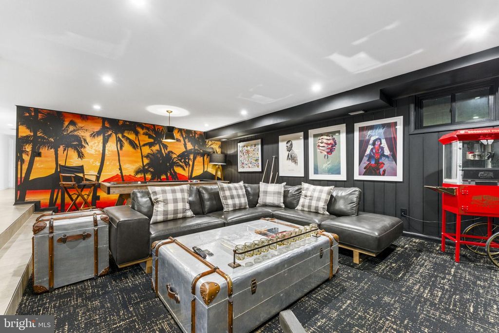 Image 69 of property listing at 6513 BRADLEY BLVD, Bethesda, MD 20817