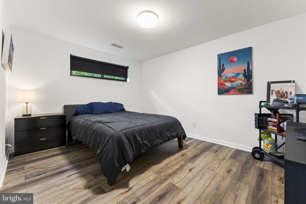 Image 77 of property listing at 6513 BRADLEY BLVD, Bethesda, MD 20817