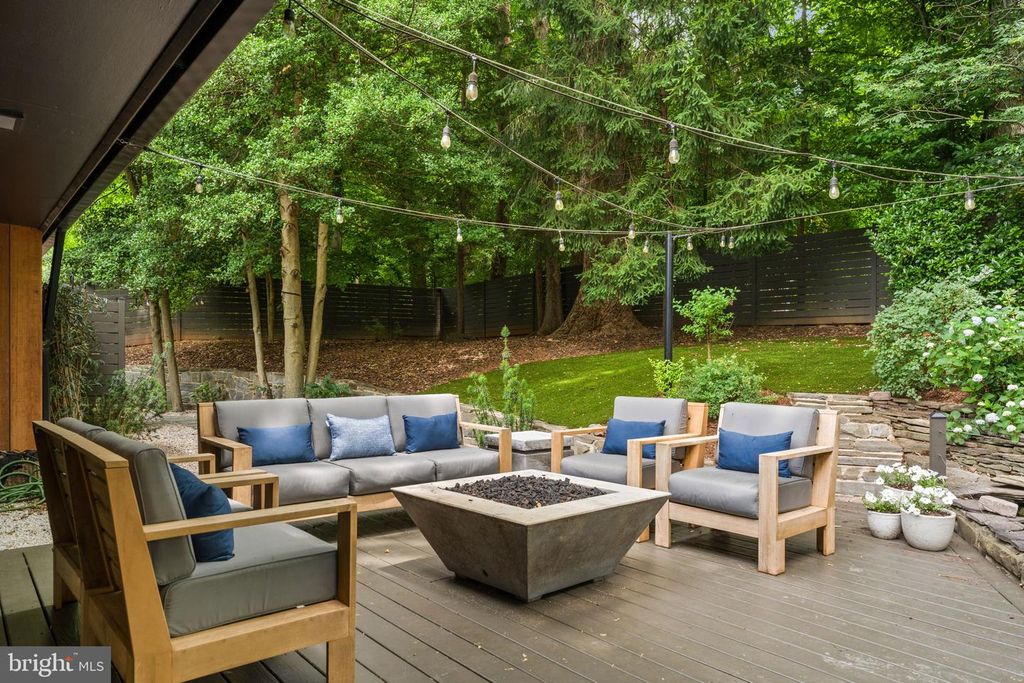 Image 82 of property listing at 6513 BRADLEY BLVD, Bethesda, MD 20817
