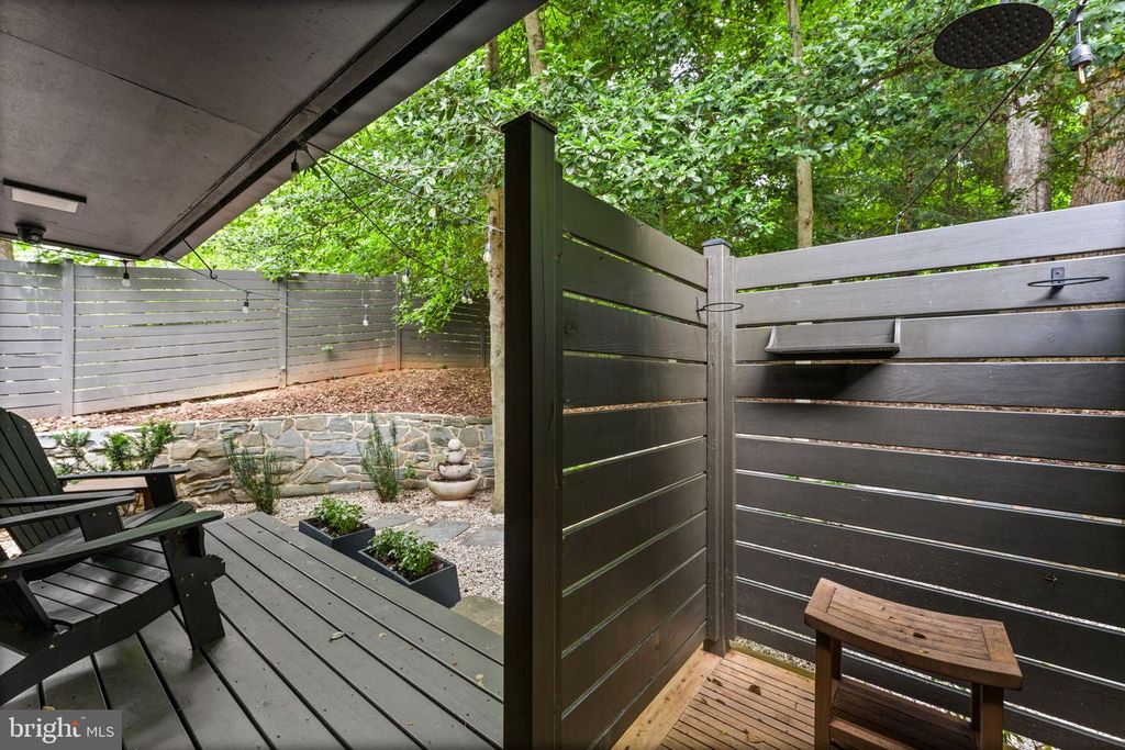 Image 90 of property listing at 6513 BRADLEY BLVD, Bethesda, MD 20817