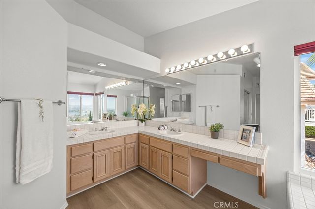 13 Del Pizzoli, Lake Elsinore, CA 92532