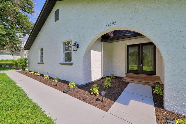 13007 SYDNEY ROAD, Dover, FL 33527