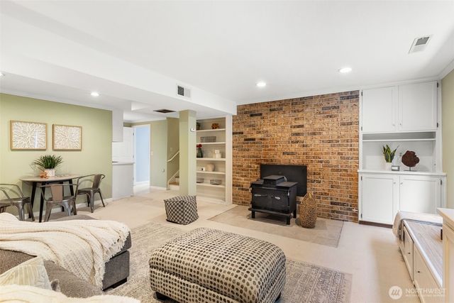 6312 Agnes Road NE, Tacoma, WA 98422